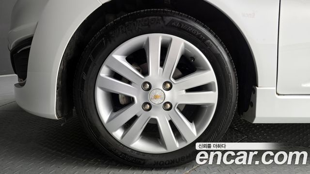 Chevrolet Spark 2015 thumb 6