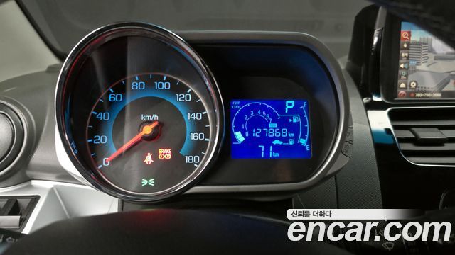Chevrolet Spark 2015 thumb 9