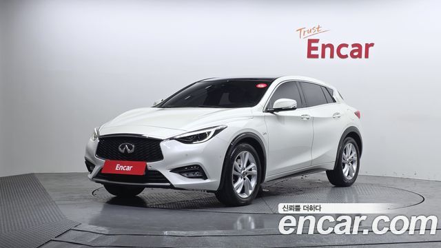 Infiniti Q30 2019 thumb 7