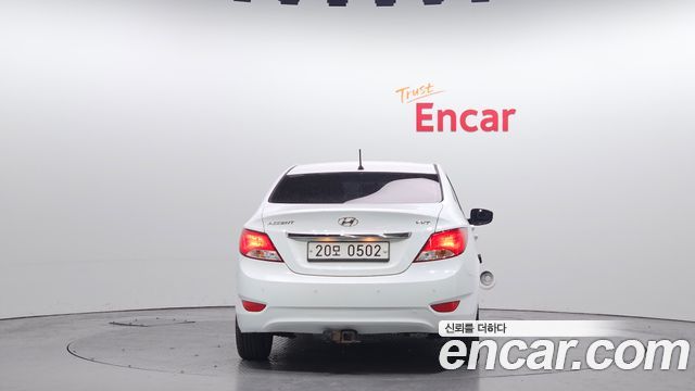 Hyundai Accent 2016 thumb 4