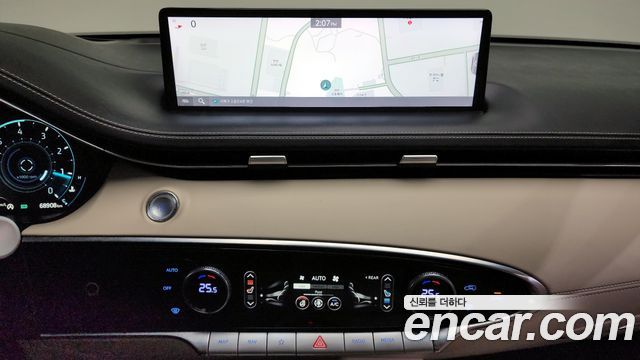 Genesis GV70 2022 thumb 12