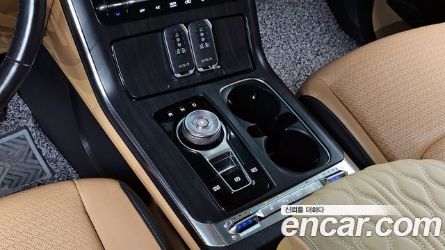 Kia Carnival 2021 thumb 9