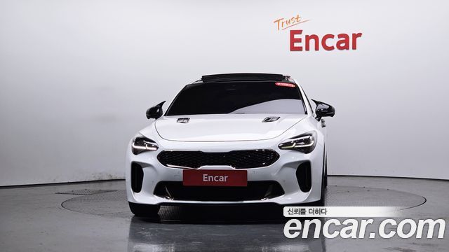 Kia Stinger 2023 thumb 4