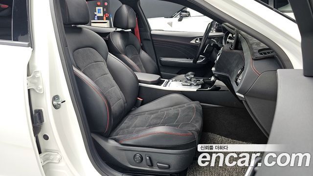 Kia Stinger 2023 thumb 11