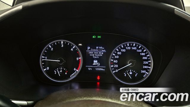 Hyundai Santa Fe 2018 thumb 8