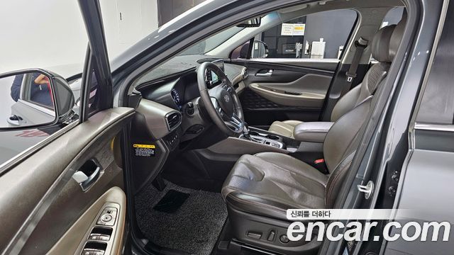 Hyundai Santa Fe 2018 thumb 10