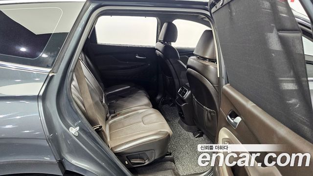 Hyundai Santa Fe 2018 thumb 11