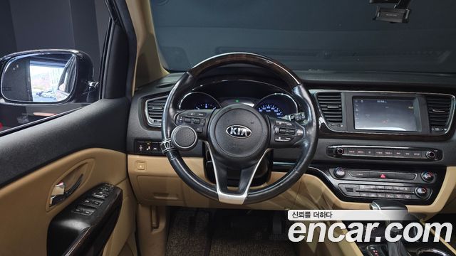 Kia Carnival 2019 thumb 7