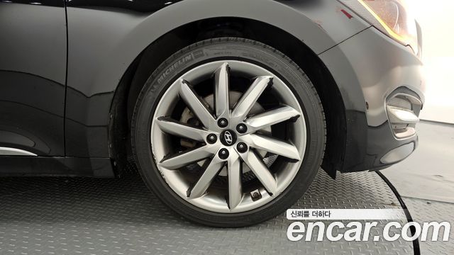 Hyundai Aslan 2014 thumb 6
