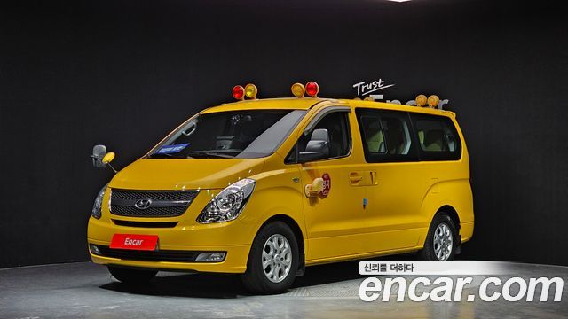Hyundai Starex 2014 thumb 2
