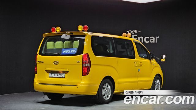 Hyundai Starex 2014 thumb 3