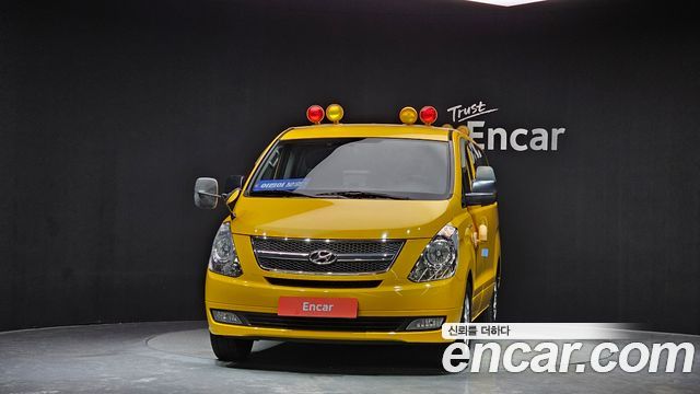 Hyundai Starex 2014 thumb 4