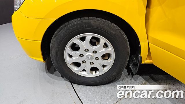 Hyundai Starex 2014 thumb 6