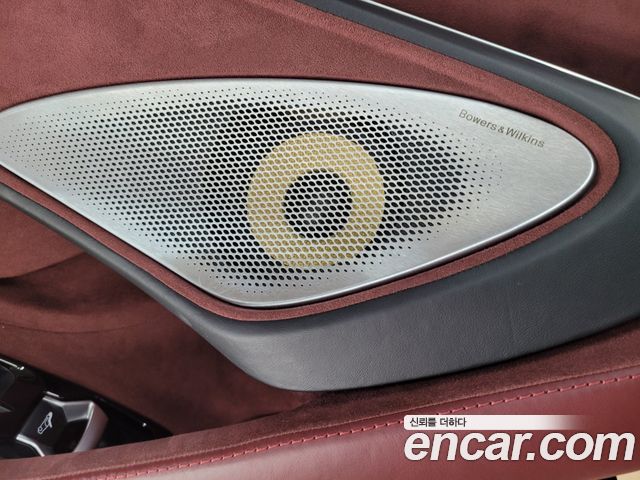 McLaren GT 2022 thumb 10