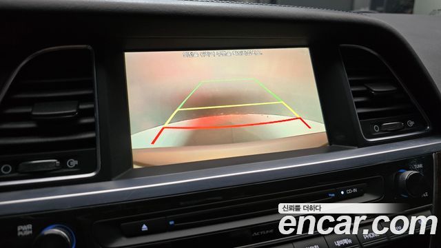 Hyundai Aslan 2015 thumb 12