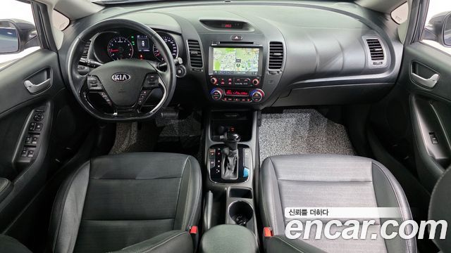 Kia K3 2016 thumb 8