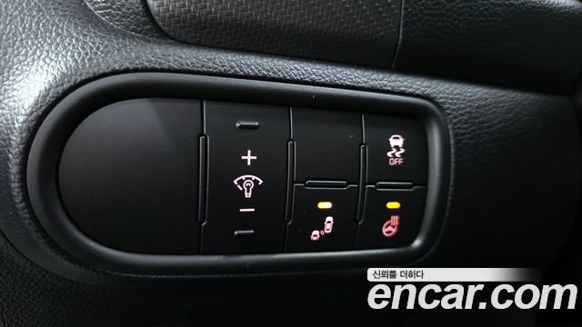 Kia K3 2016 thumb 12