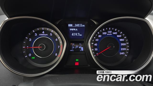 Hyundai Avante 2011 thumb 8