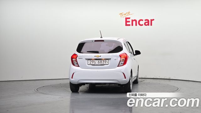Chevrolet Spark 2017 thumb 5