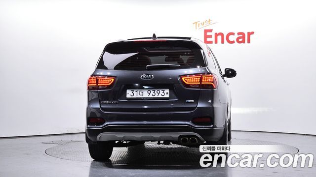 Kia Sorento 2018 thumb 4