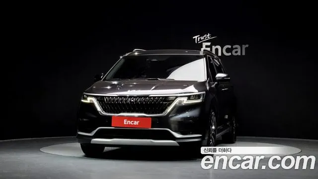 Kia Carnival 2021 thumb 4