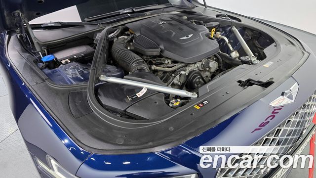Genesis G90 2018 thumb 7