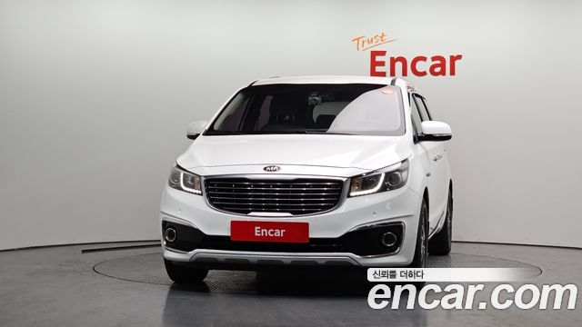 Kia Carnival 2015 thumb 3