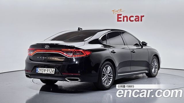Hyundai Grandeur 2017 thumb 3