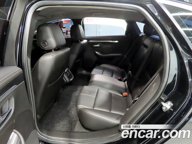 Chevrolet Impala 2017 thumb 8