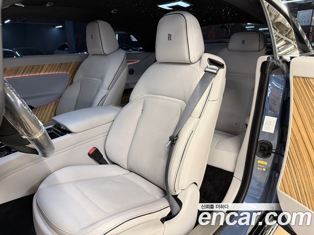 Rolls-Royce Spectre 2024 thumb 11