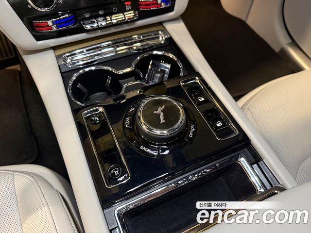 Rolls-Royce Spectre 2024 thumb 7