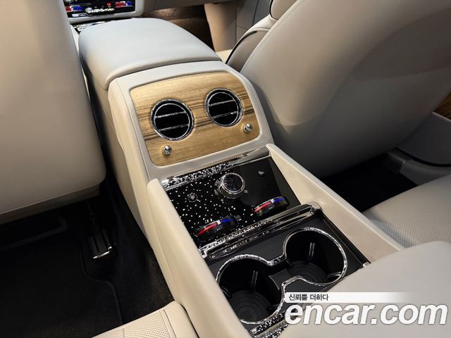 Rolls-Royce Spectre 2024 thumb 6