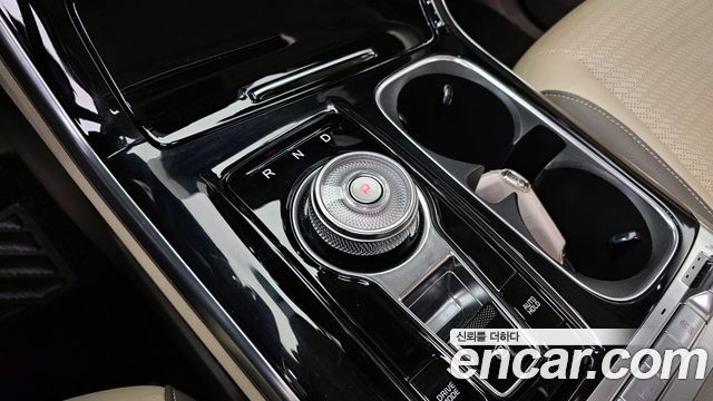 Kia Carnival 2022 thumb 10