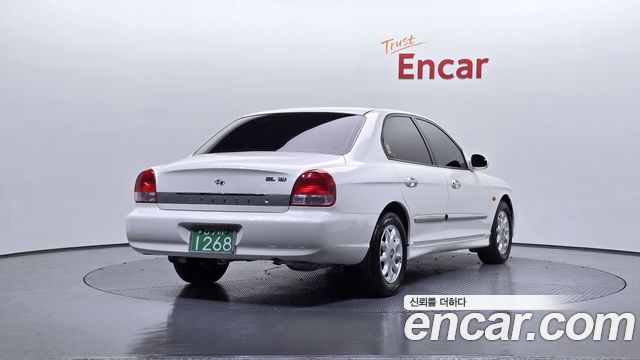 Hyundai Sonata 2000 thumb 3
