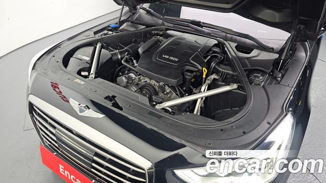 Genesis G90 2016 thumb 7