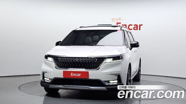 Kia Carnival 2021 thumb 4
