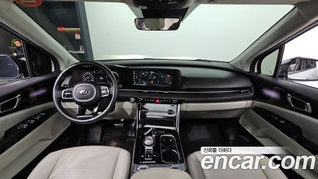 Kia Carnival 2021 thumb 7