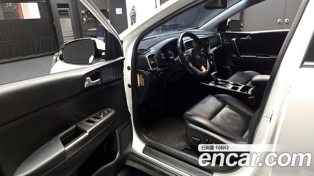 Kia Sportage 2018 thumb 10