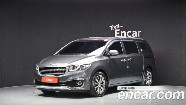 Kia Carnival 2016 thumb 2