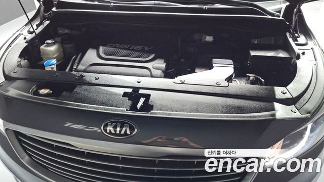 Kia Carnival 2016 thumb 6