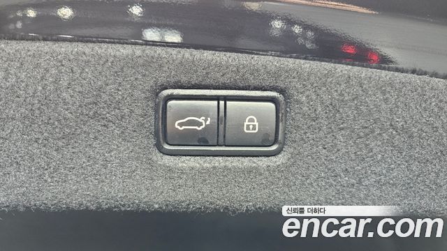 Genesis G90 2020 thumb 11