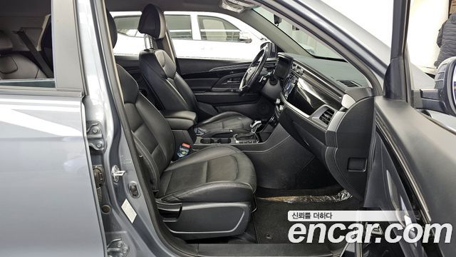 SsangYong Korando 2020 thumb 5