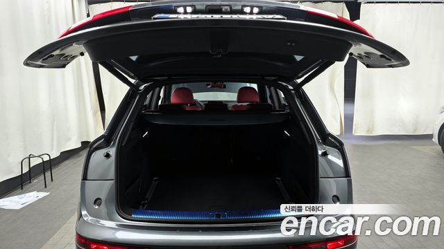 Audi SQ5 2020 thumb 11