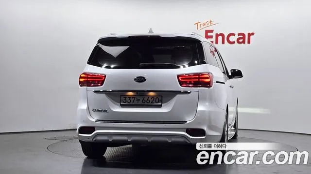 Kia Carnival 2020 thumb 5