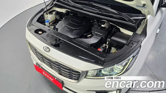 Kia Carnival 2020 thumb 7