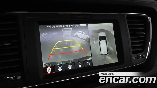 Kia Carnival 2020 thumb 12