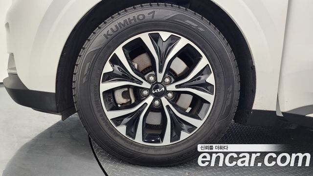 Kia Carnival 2022 thumb 5