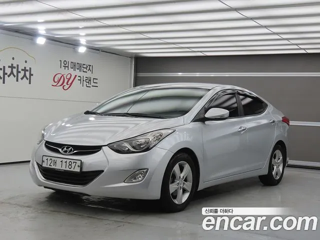 Hyundai Avante 2013 thumb 3