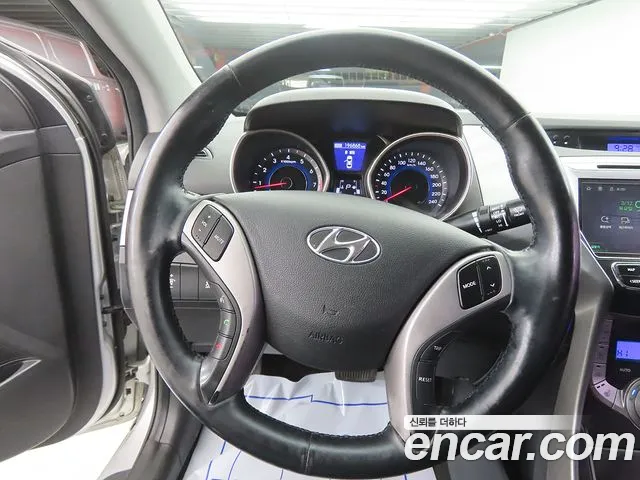 Hyundai Avante 2013 thumb 7