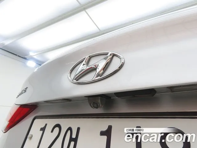 Hyundai Avante 2013 thumb 11